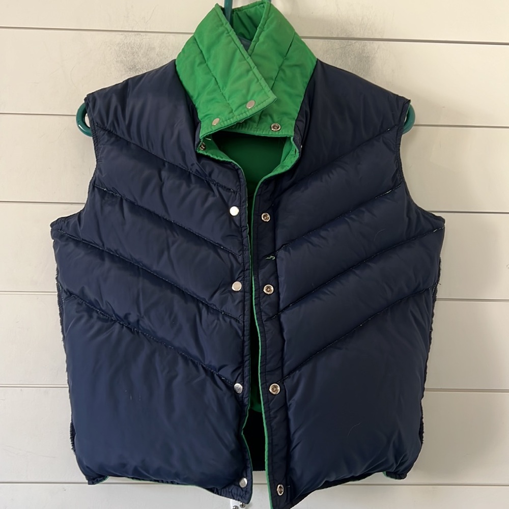 Vintage Green Puffer Vest for Women - Picture 13 of 16